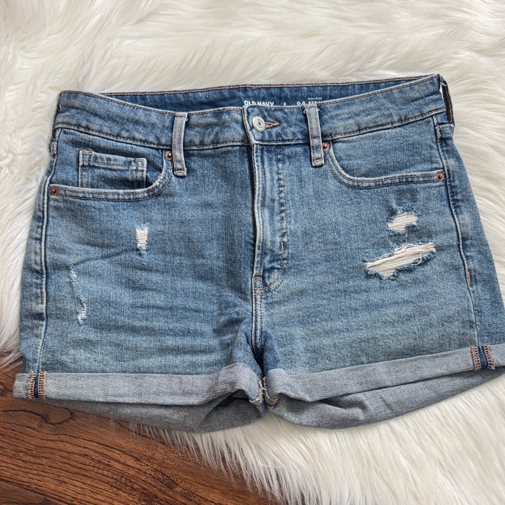 Old Navy Women's Distressed Light Blue Jean Shorts